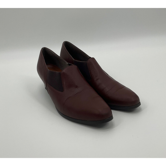 Women’s Burgundy Leather Slip‑On Low Block Heel Size 9 Office Shoe Easy Spirit - Picture 1 of 11